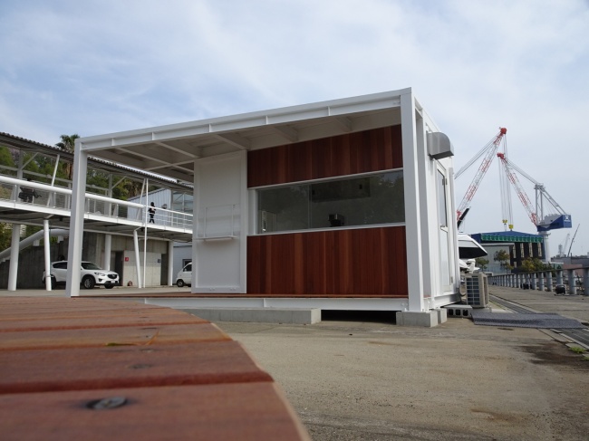 狭小でも夢を実現するホットドッグショップ スライダー画像11