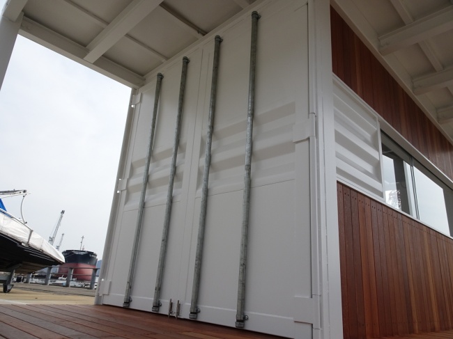 狭小でも夢を実現するホットドッグショップ スライダー画像8