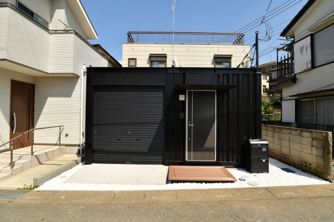 バイクガレージ付き黒い隠れ家 スライダー画像5