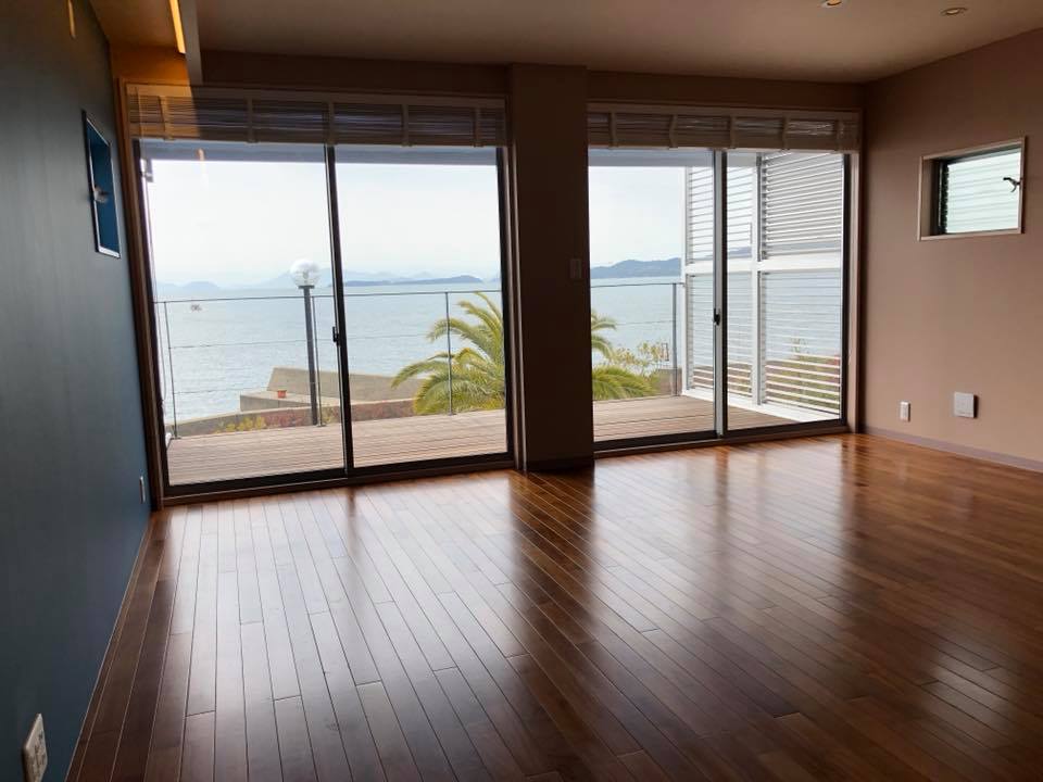 海を望むデッキ付き、趣味のための大人の隠れ家 スライダー画像4